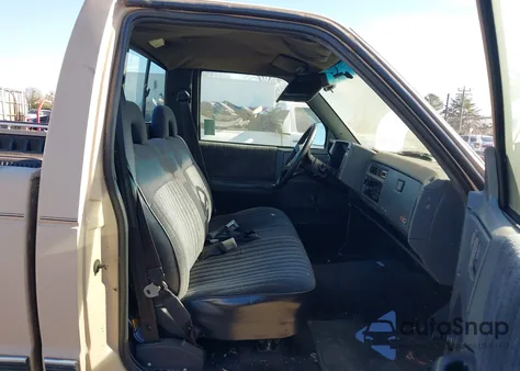 1993 Chevrolet S Truck S10 z USA, uszkodzony, nr VIN 1GCCS14Z2P8105396